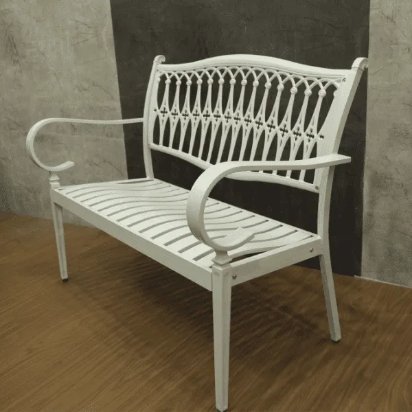 3. Aluminium Bench