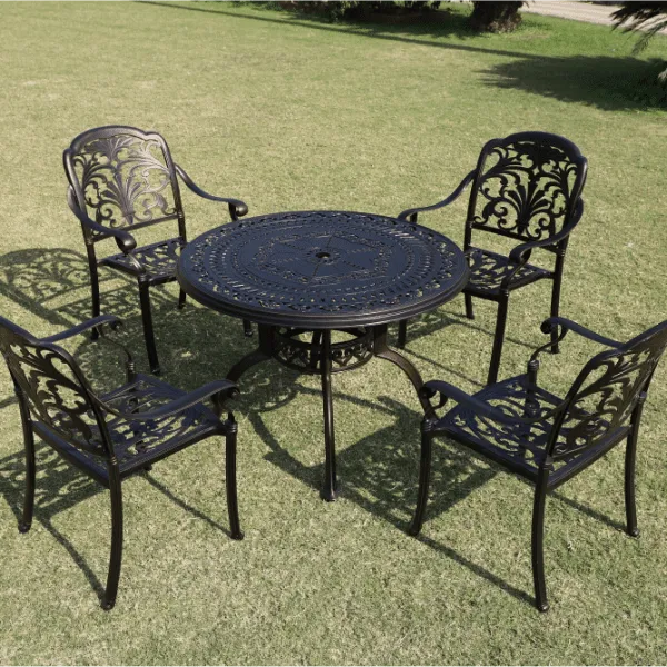 Crown Chair set with Casting Table 5