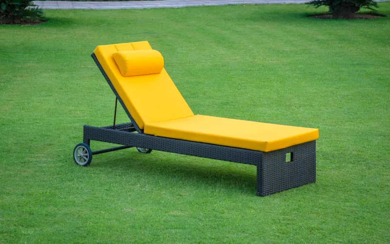 Vegan Lounger