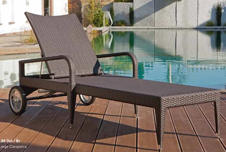 Loungers7